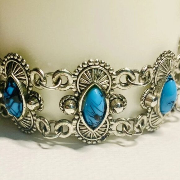 Southwest Turquoise Bracelet - Picture 1 of 4